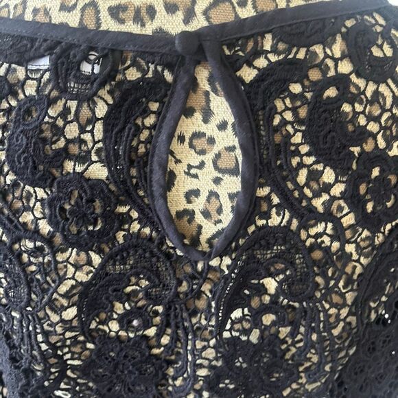 Bebe Lace Top - Picture 3 of 4